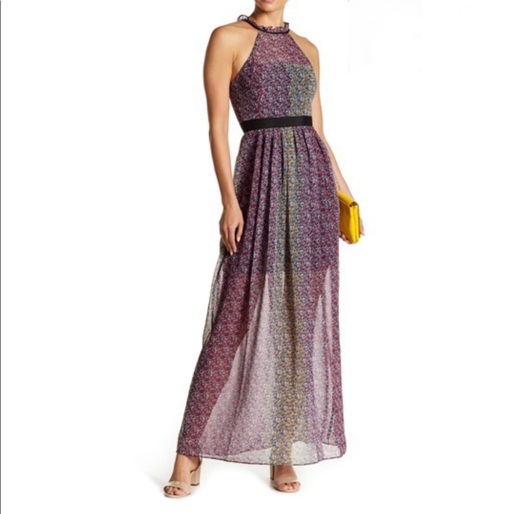 BCBGeneration. Patterned Ruffle mock neck.